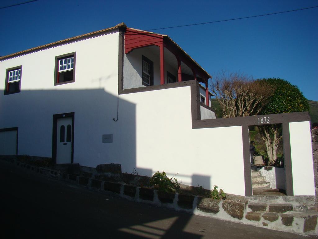 Casa Das Pedras Altas Lajes do Pico Luaran gambar