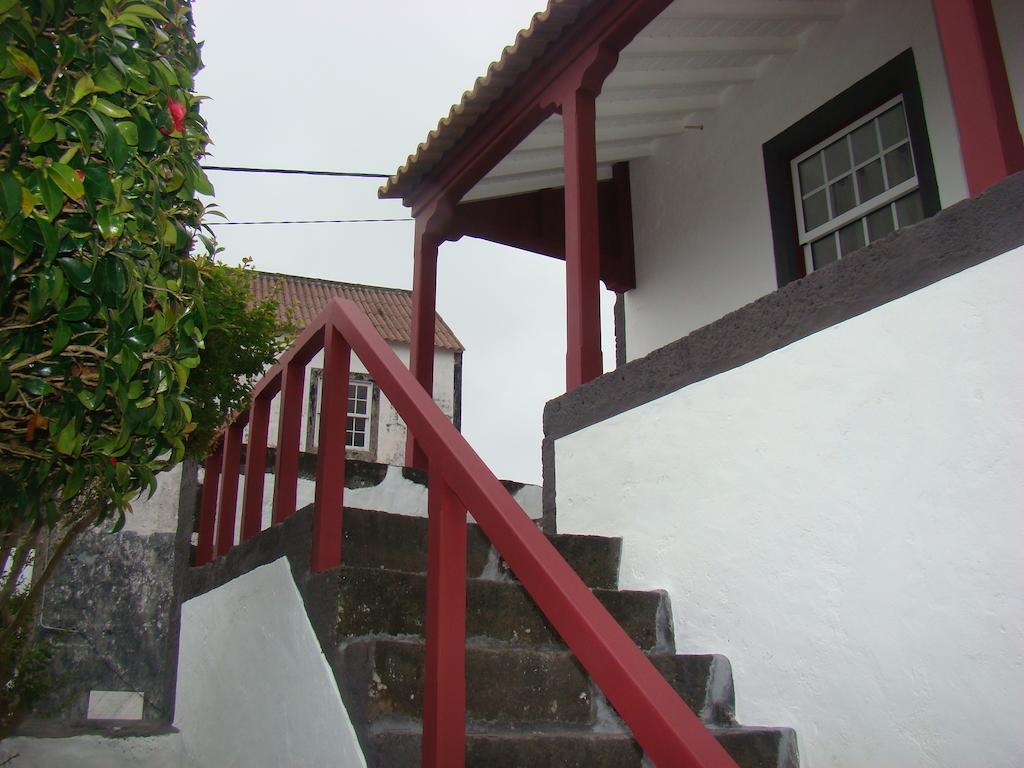 Casa Das Pedras Altas Lajes do Pico Luaran gambar