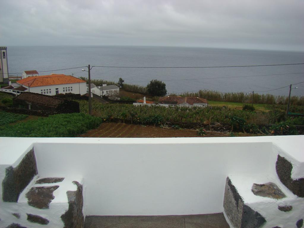 Casa Das Pedras Altas Lajes do Pico Luaran gambar